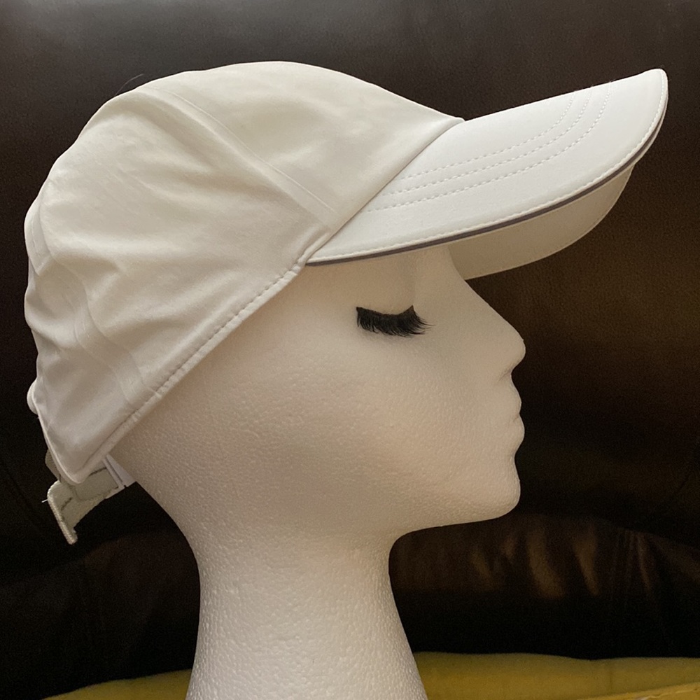 🌹🍋Lululemon Cap - Picture 8 of 11